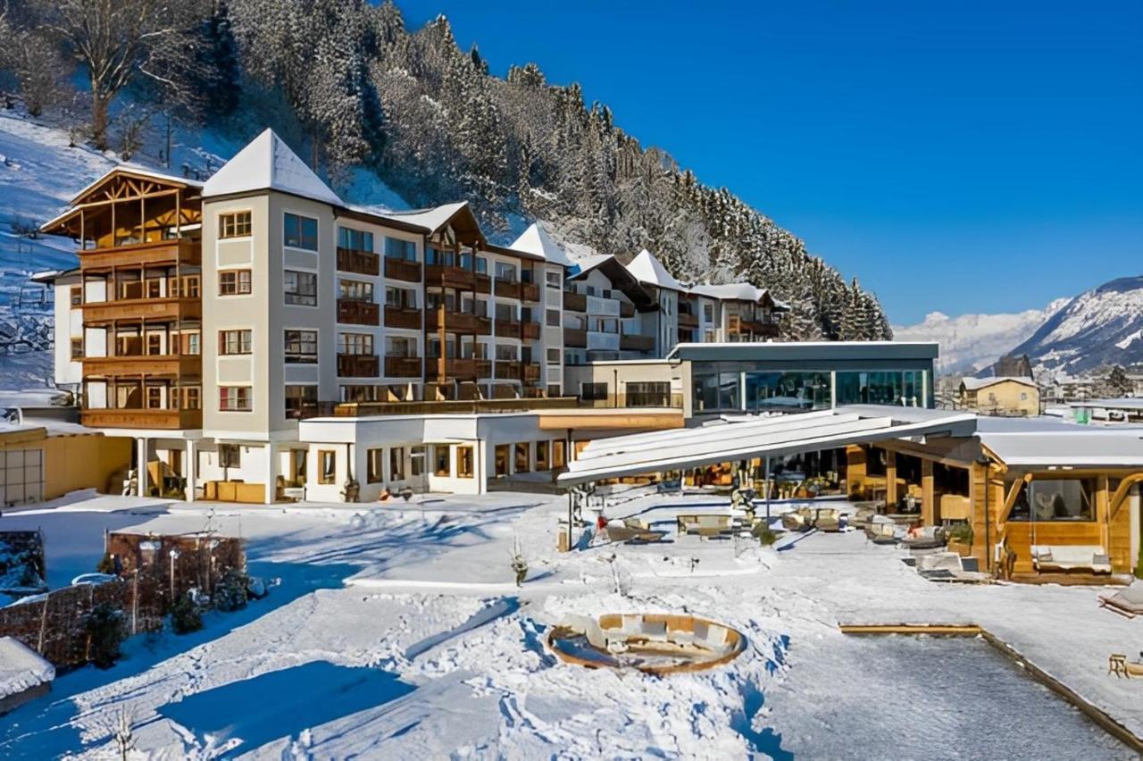 Superior Sport Und Familienresort Alpenblick Zell am See Exterior foto
